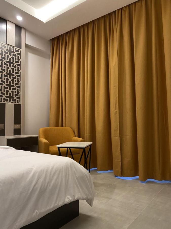 Alfalak Hotel Seeb Εξωτερικό φωτογραφία